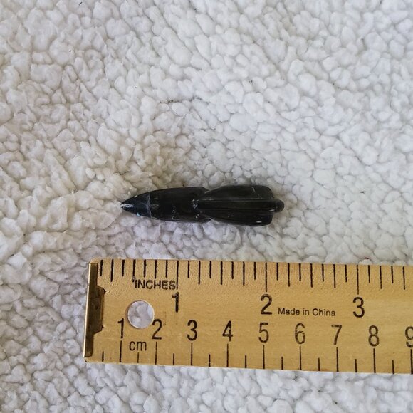 Vintage Zuni Mountain Lion/couger fetish carving turquoise eyes, onyx - Picture 2 of 5